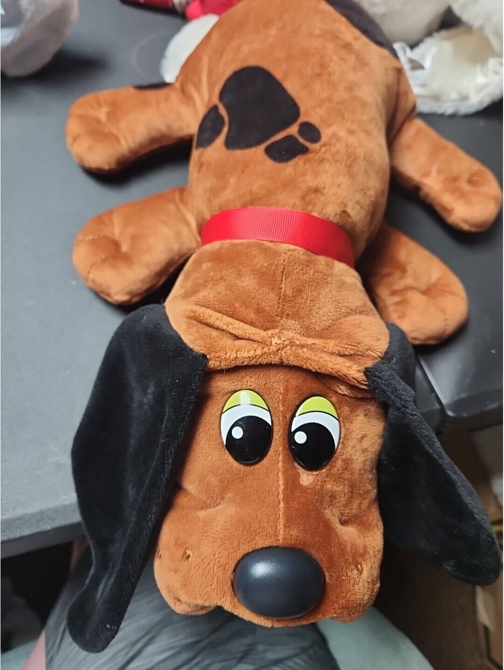 2021 Pound Puppies Classic Chocolate Brown Black Patches Plush Hasbro Puppy!.